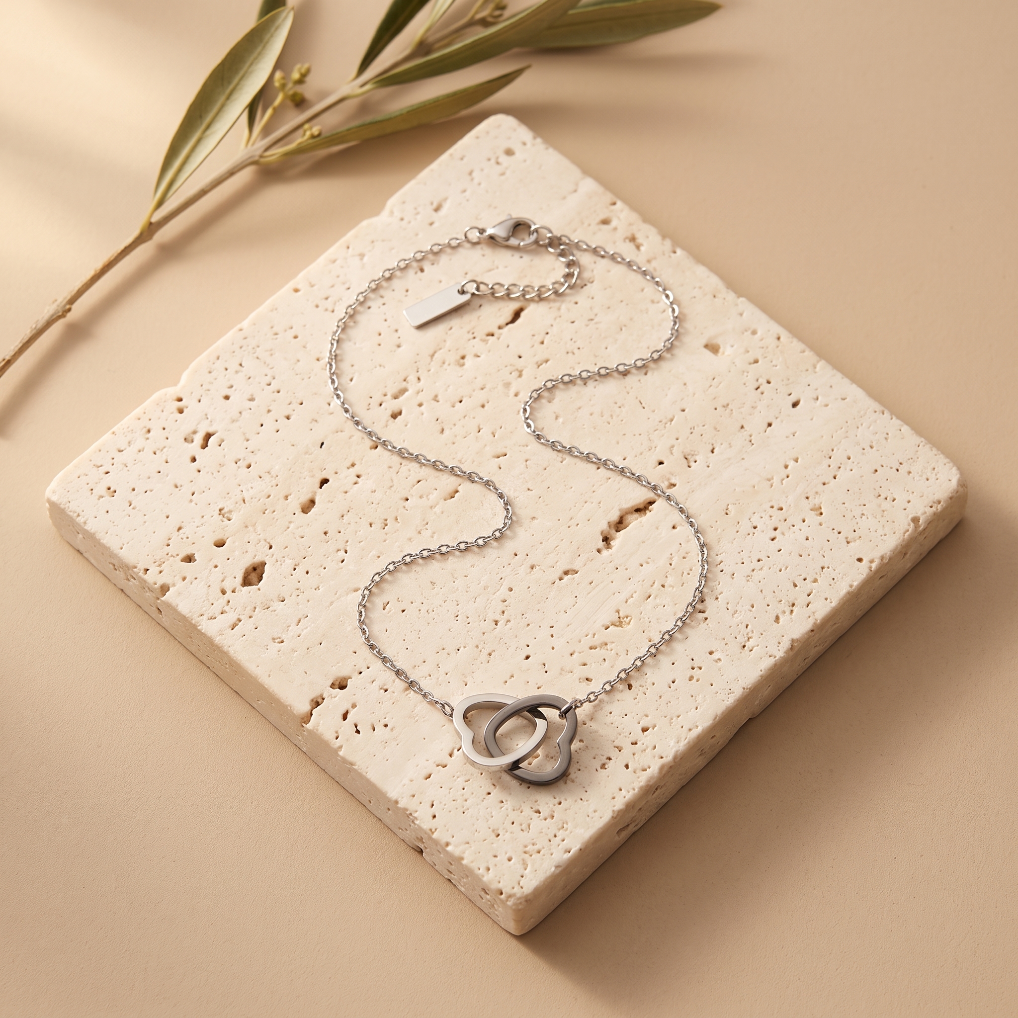 Collar Corazones Entrelazados — collares de acero inoxidable