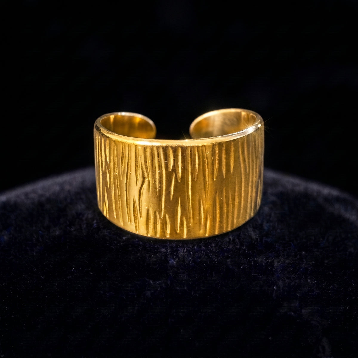 Anillo Corteza - Acero con baño de oro de 18k (NOVEDAD)