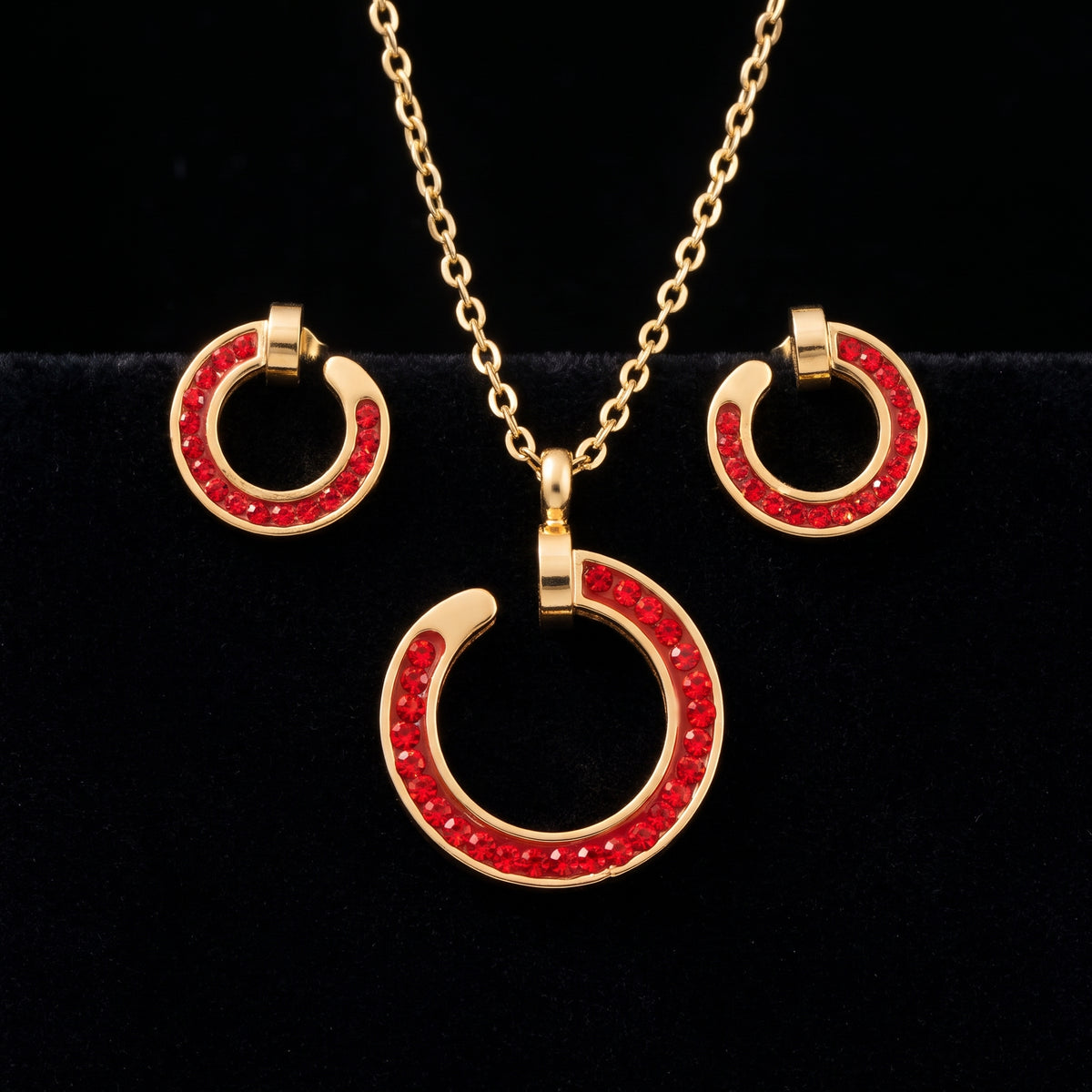 Conjunto Carmesí - Acero con baño de oro de 18k (NOVEDAD)