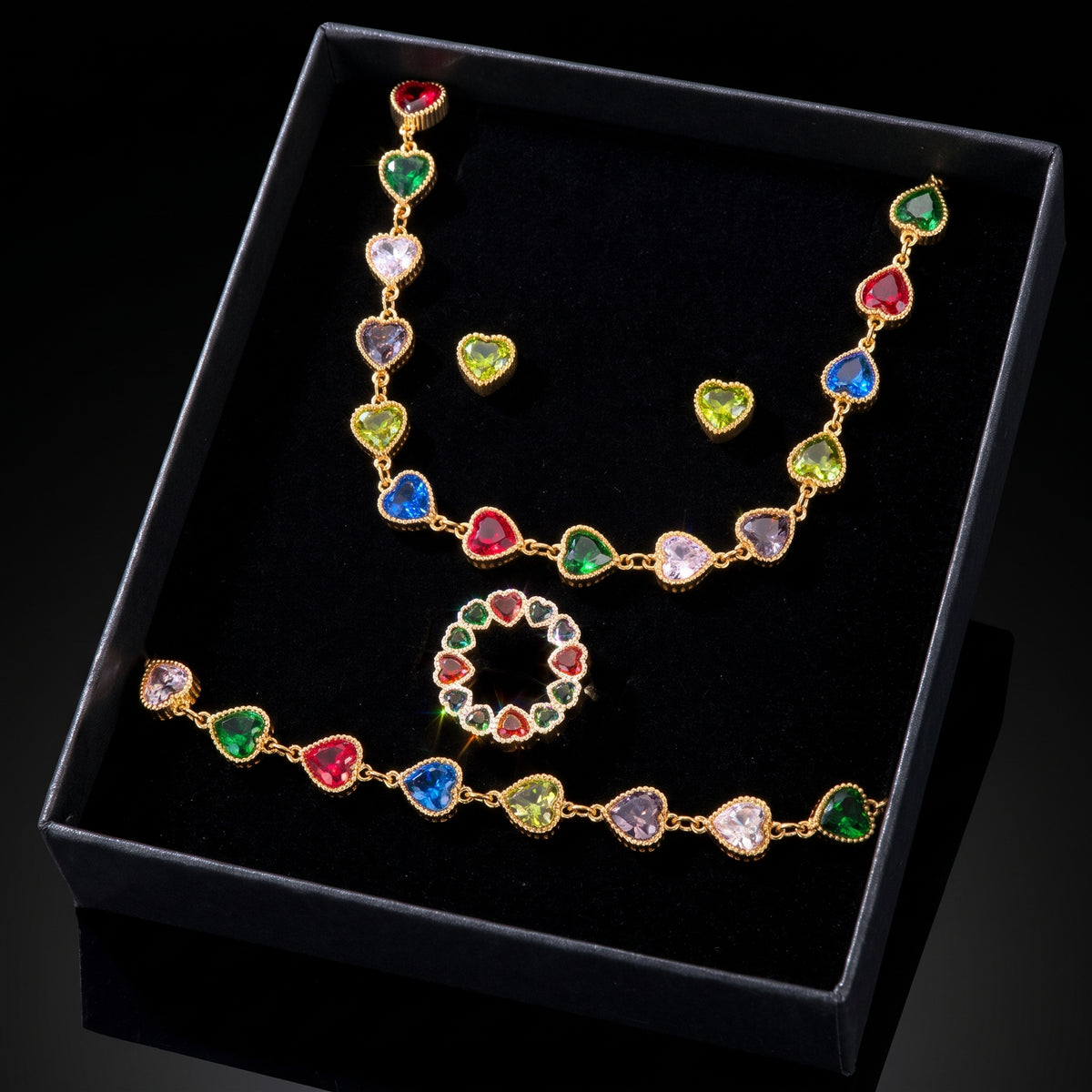 Conjunto Reina de Corazones - Acero con baño de oro de 18k (NOVEDAD)