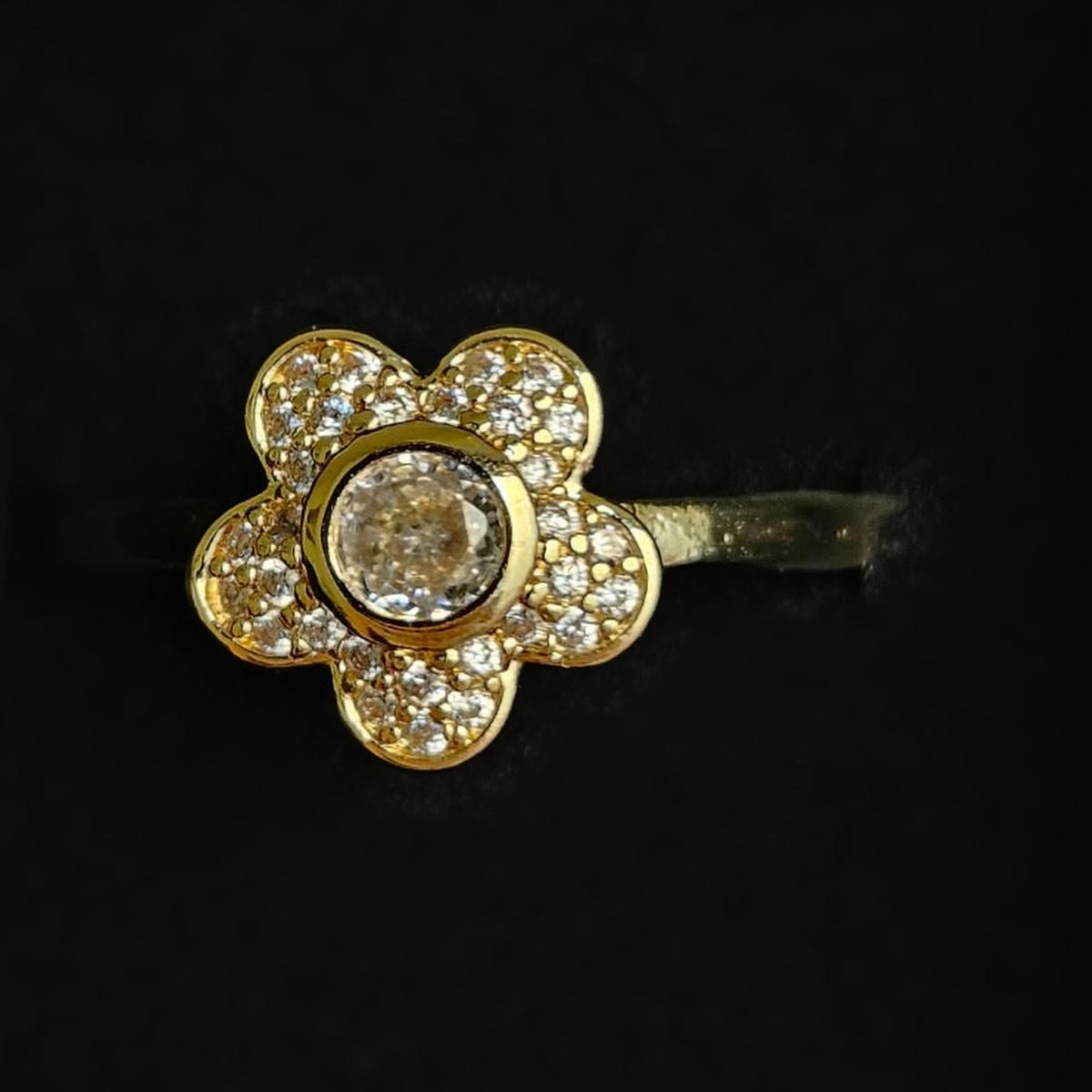 Anillo Flor Circonitas (ajustable) - Baño de oro 14k / Baño plata